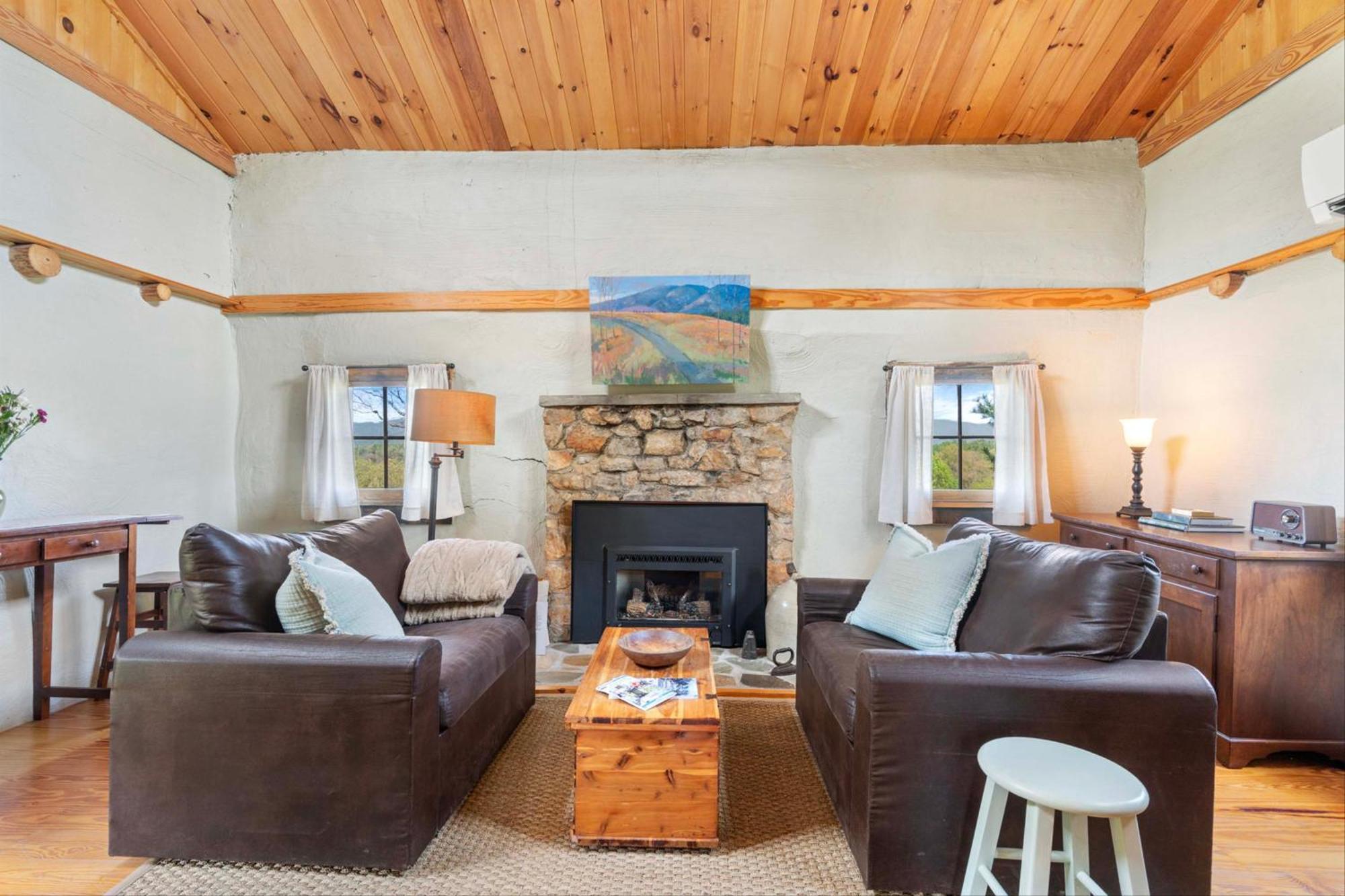 Rustic Baileys Retreat Cabin Near Wineries! Crozet Extérieur photo